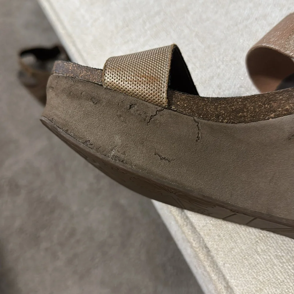 Elegant Brown Women's Sandals